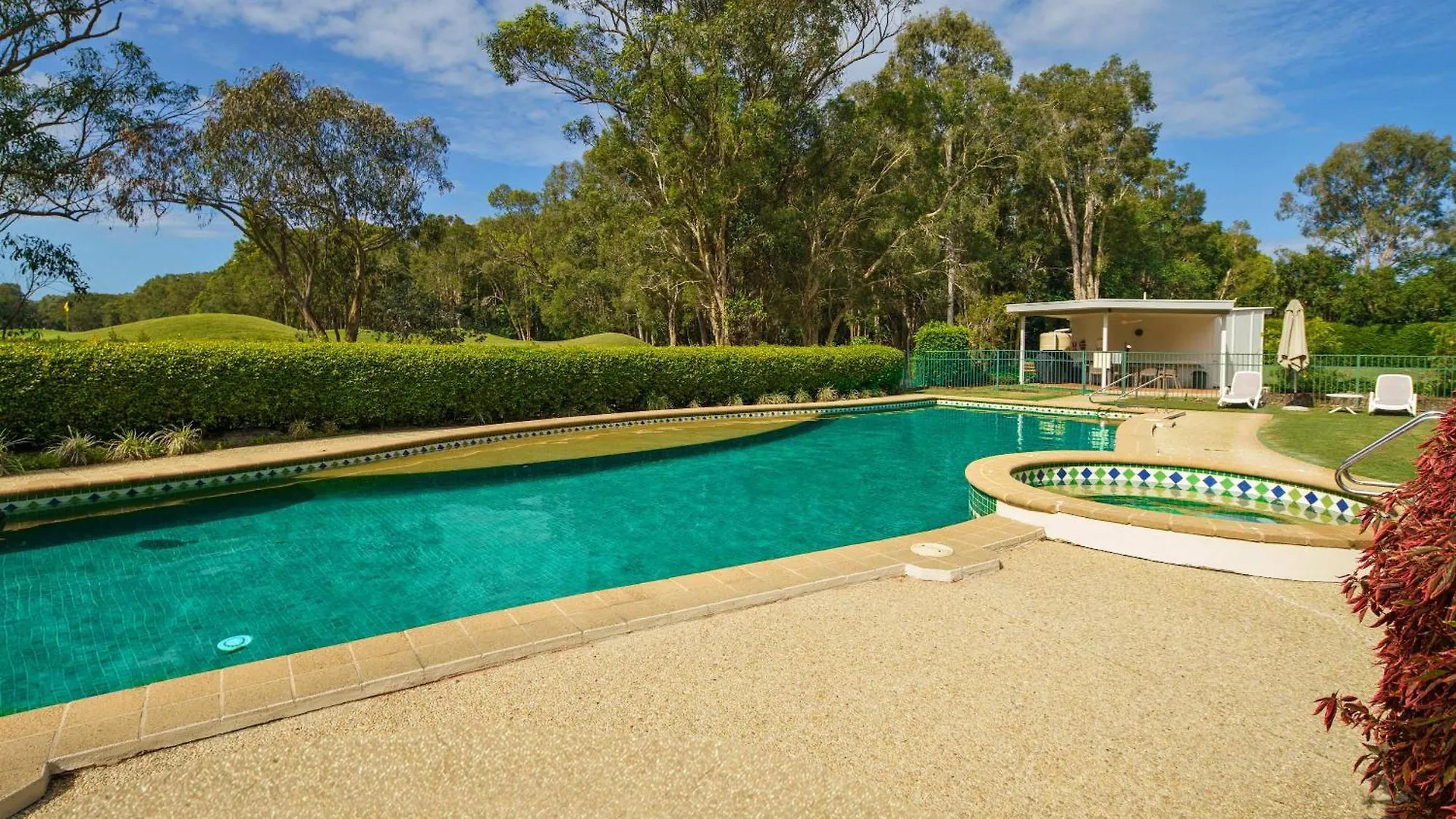 Golf Getaway Close To The Beach In Twin Waters Apartament